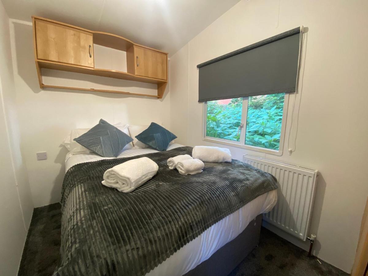 Elletson Park Wood Fired Hot Tubs, Caravans & Pods Pilling Esterno foto