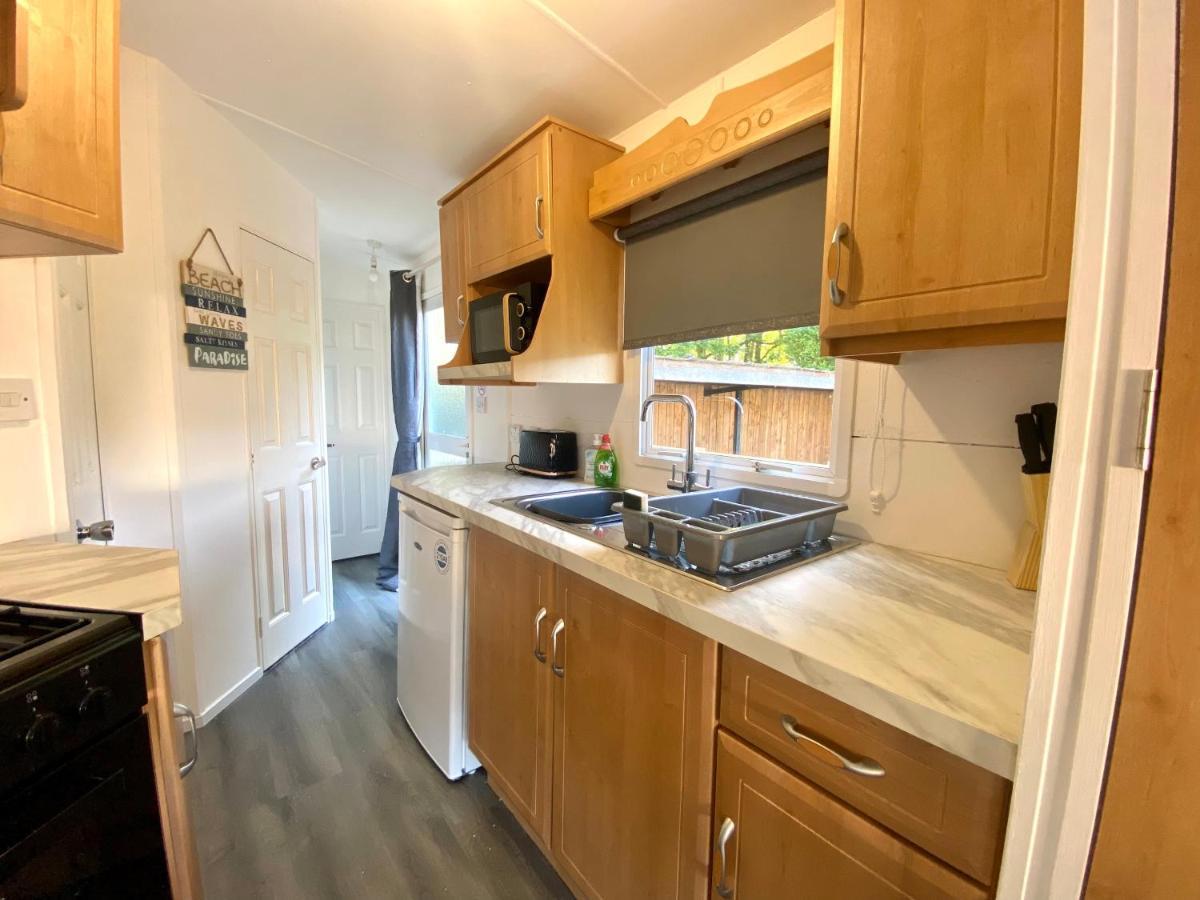 Elletson Park Wood Fired Hot Tubs, Caravans & Pods Pilling Esterno foto