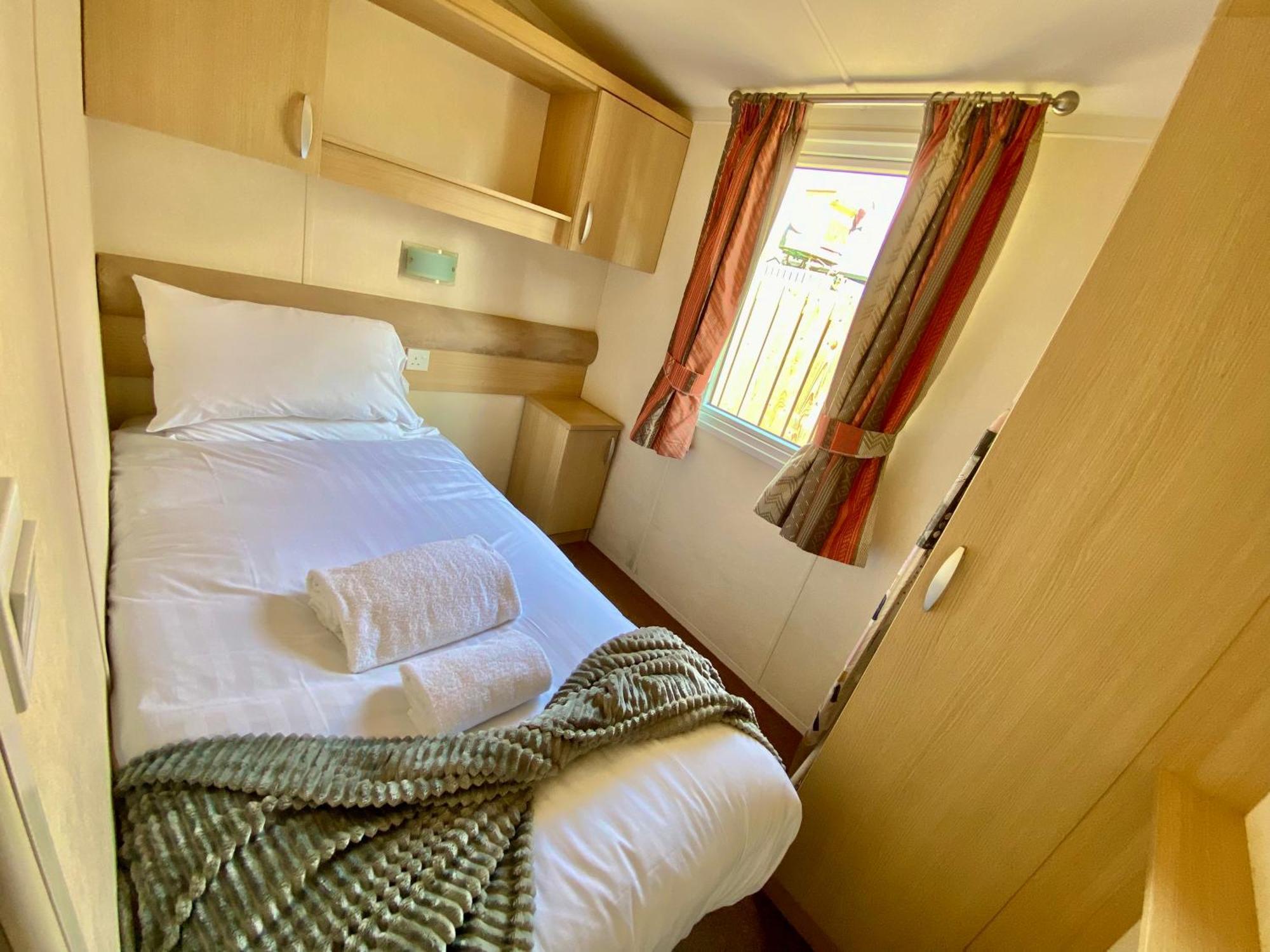 Elletson Park Wood Fired Hot Tubs, Caravans & Pods Pilling Esterno foto